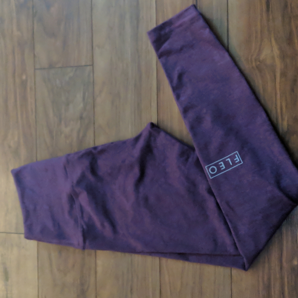 Fleo 25 in El Toros size Small